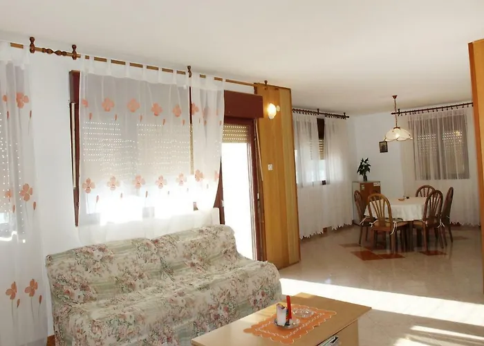 아파트 Agneza By Interhome *